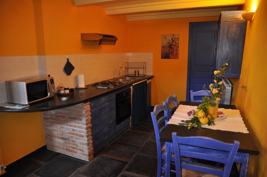 Ca Dei Conti Villa San Bartolomeo al Mare Szoba fotó