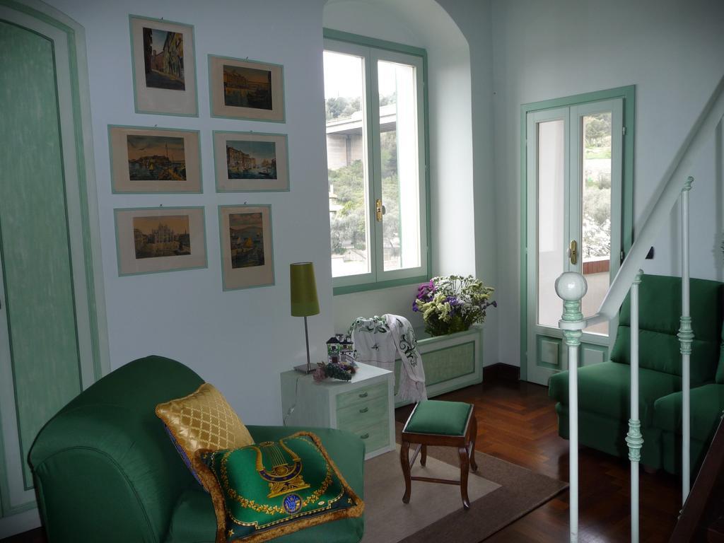 Ca Dei Conti Villa San Bartolomeo al Mare Szoba fotó