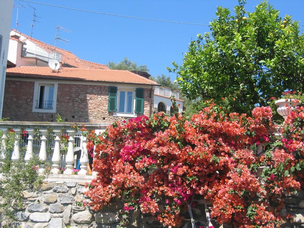 Ca Dei Conti Villa San Bartolomeo al Mare Szoba fotó